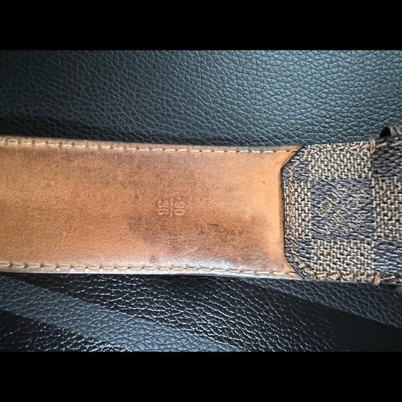 Louis Vuitton belt - Picture 4 of 5